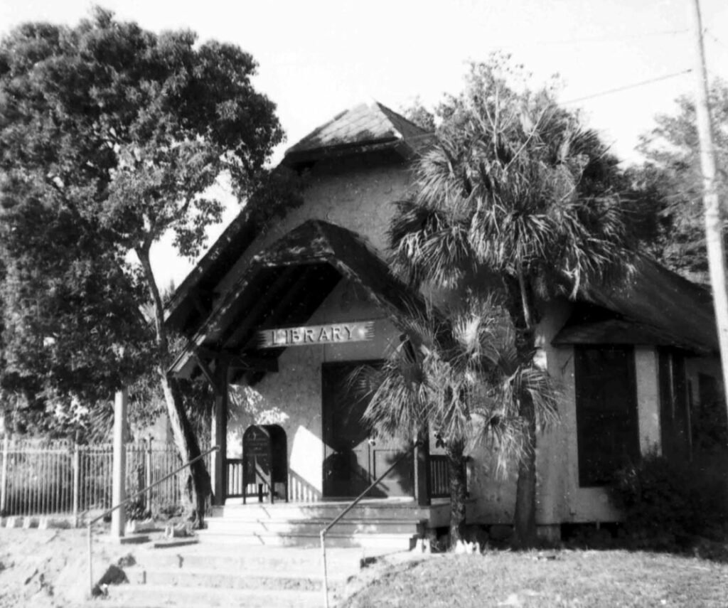 Historical photo of the exterior of the Coconut Grove Library’s entrance.
