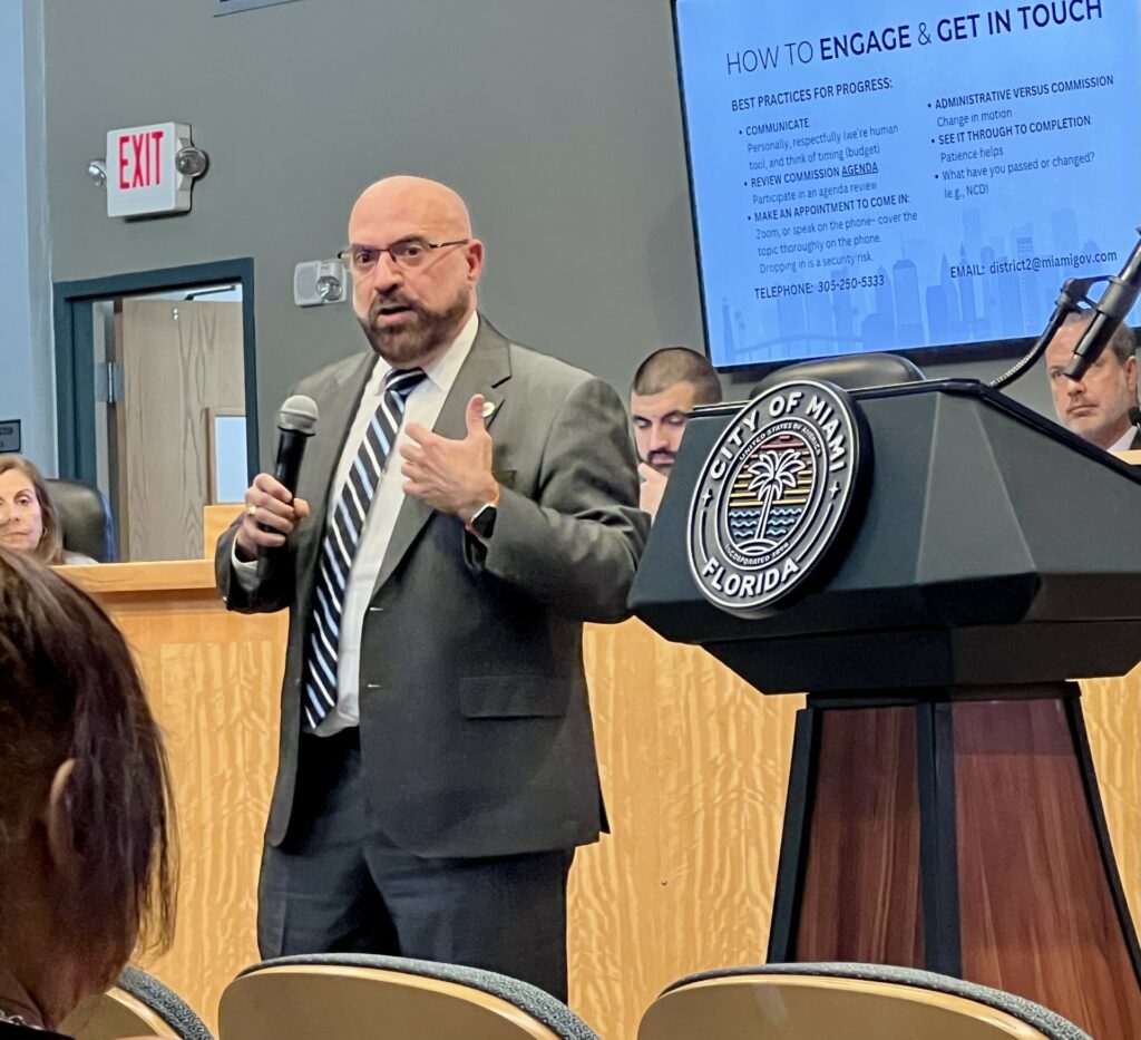 Commissioner Damian Pardo’s “Partnering for Progress” meeting on Aug. 20 at Miami City Hall drew a strong turnout and highlighted City resources available for businesses and residents.